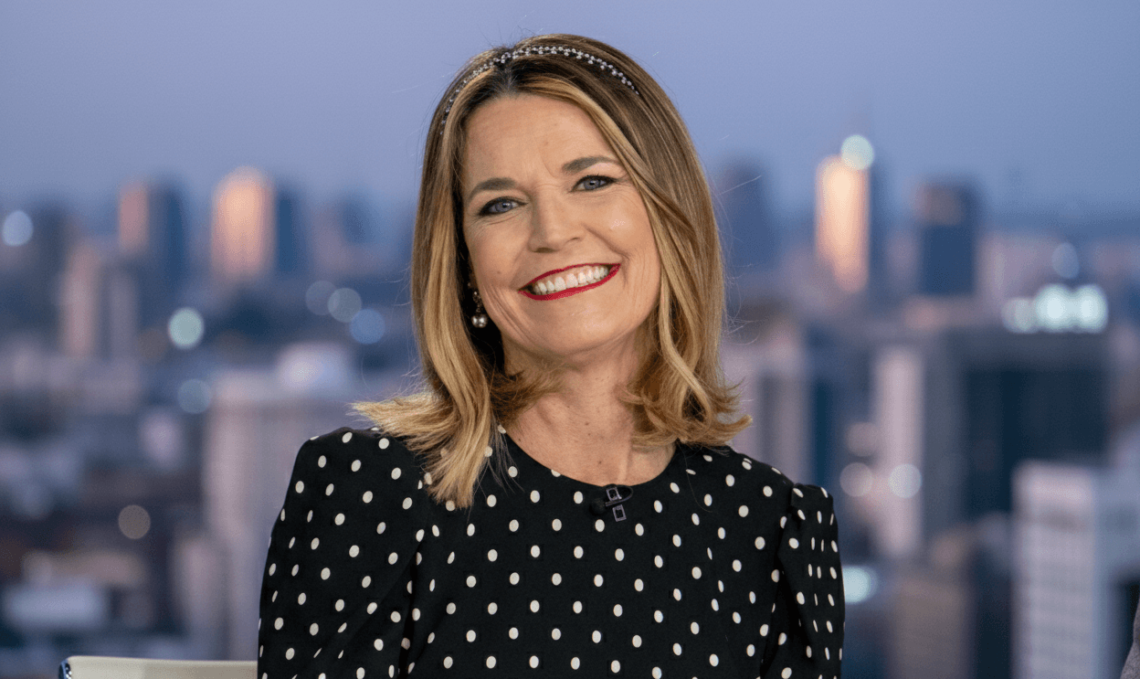 Savannah Guthrie 90s Bob Haircut